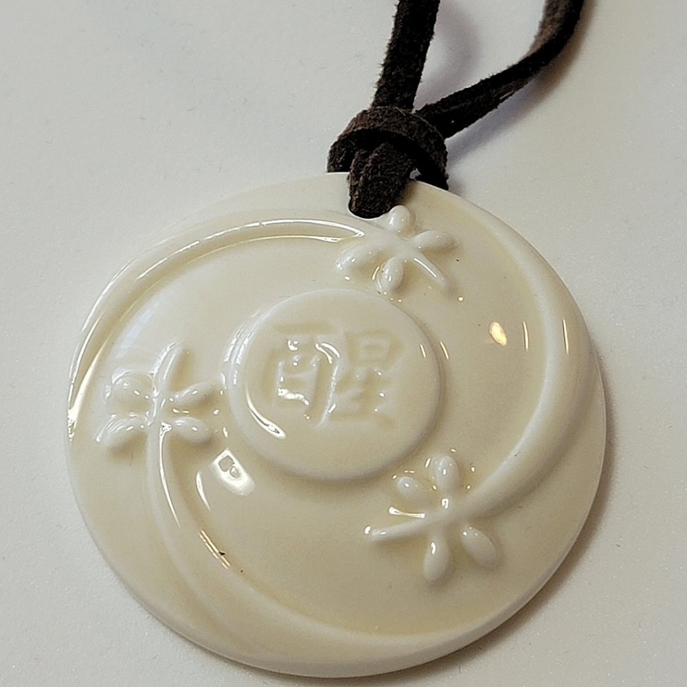 Haiku Awakenings Ceramic Necklace Avon Vintage - Picture 2 of 9